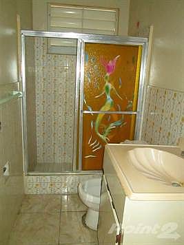 1ST FL BATH