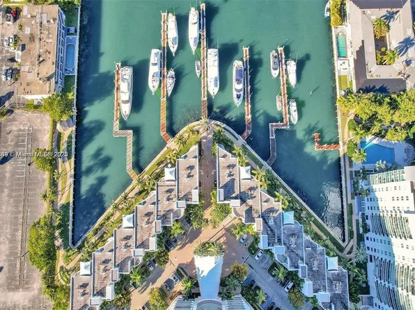 7910 Harbor Island Dr APT 1008, North Bay Village, FL 33141