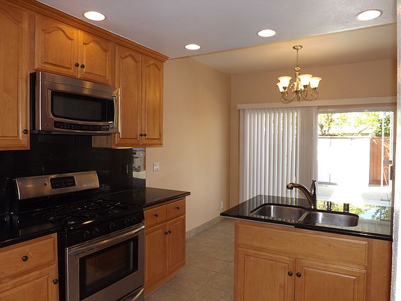 3rd image of 1191 Aschauer Ct