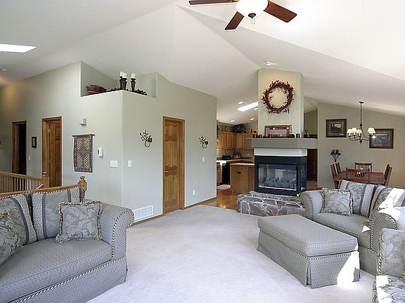 Dual sided fireplace