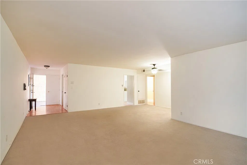2 bed, 1257 sqft, $3,600 — Photo 4
