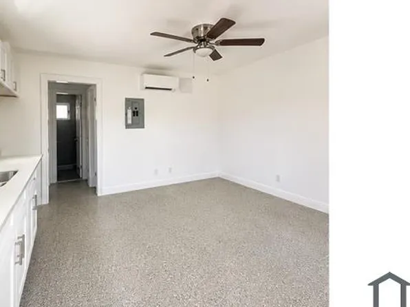 904 10th St, West Palm Beach, FL