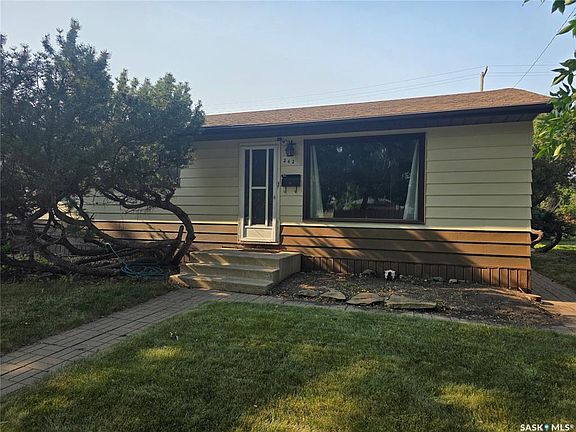 2nd image of 262 Duncan ROAD