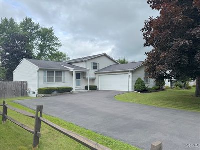 8467 Torchwood Ln, Cicero, NY, 13039