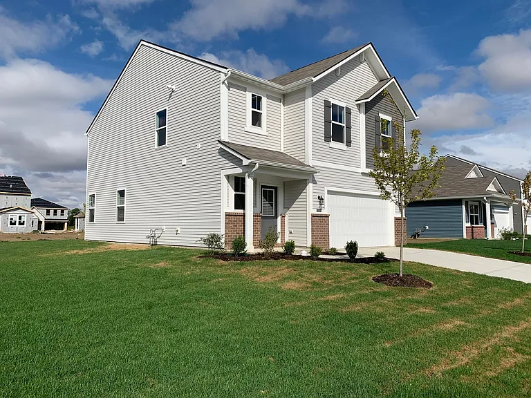 2502 Mounts Run Ln — Photo 2