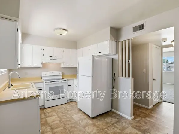 3934 E Piccadilly Rd APT 9, Phoenix, AZ 85018