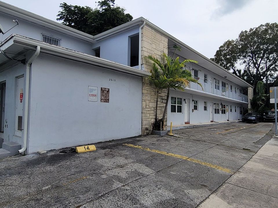 1st image of 2601 SW 22nd Ave #17