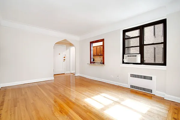 Sold by Compass | media 1