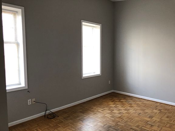 4th image of 610 N 2nd St Floor 2