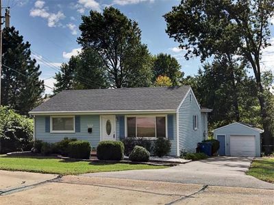 440 Hillcrest Blvd, Ballwin, MO, 63021
