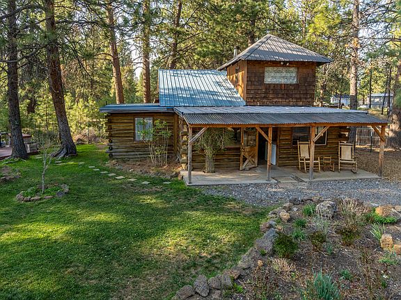 3rd image of 19572 Manzanita Ln