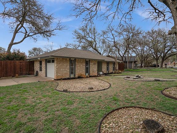 5th image of 7204 Twisted Oaks Dr