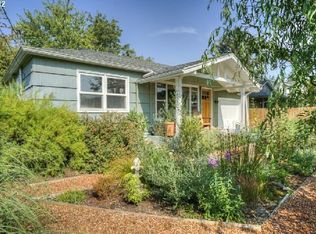 6821 SE Kelly St, Portland, OR 97206