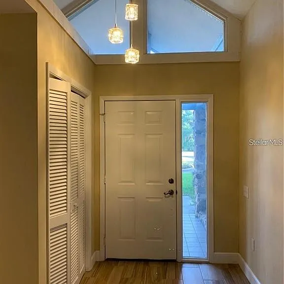 3090 Sunset Point Rd — Photo 2