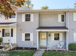 1068 W Foxcroft Dr, Camp Hill, PA 17011