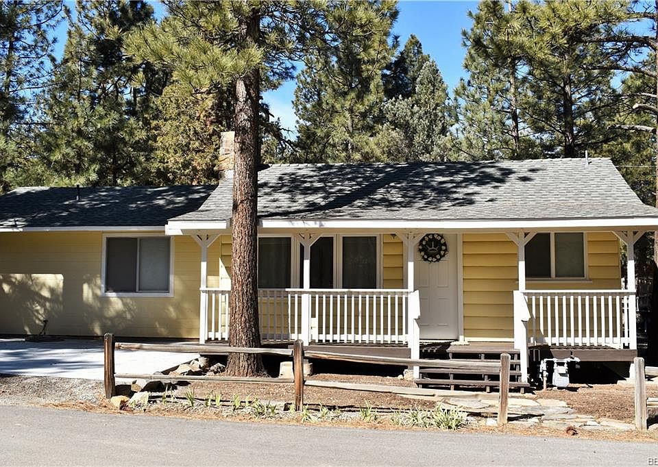 1st image of 2032 Mahogany Ln