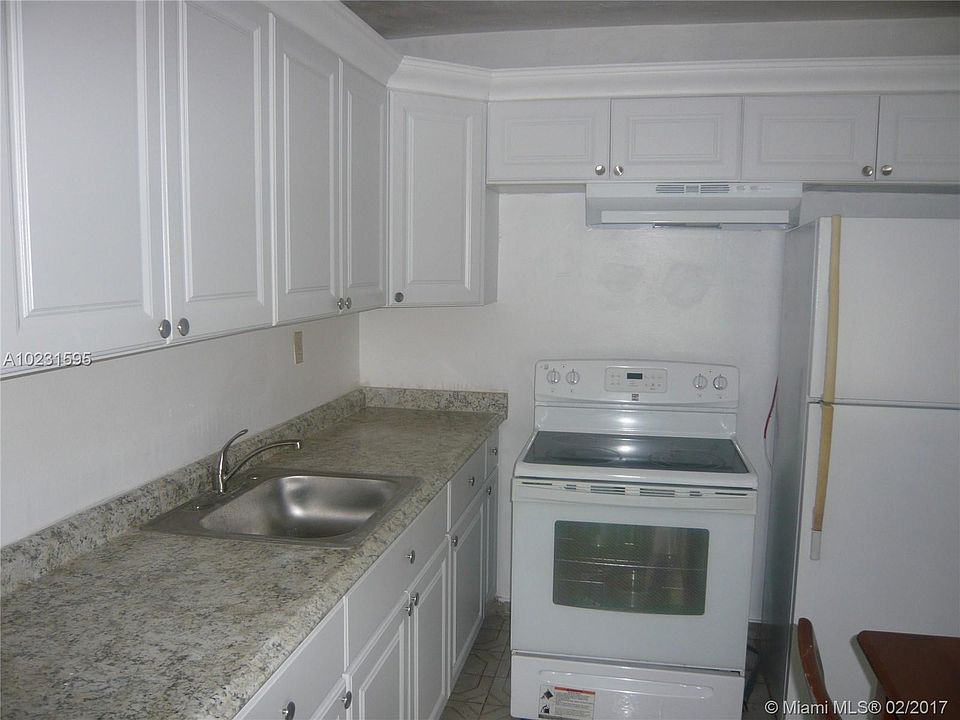 2nd image of 13007 SW 51st St