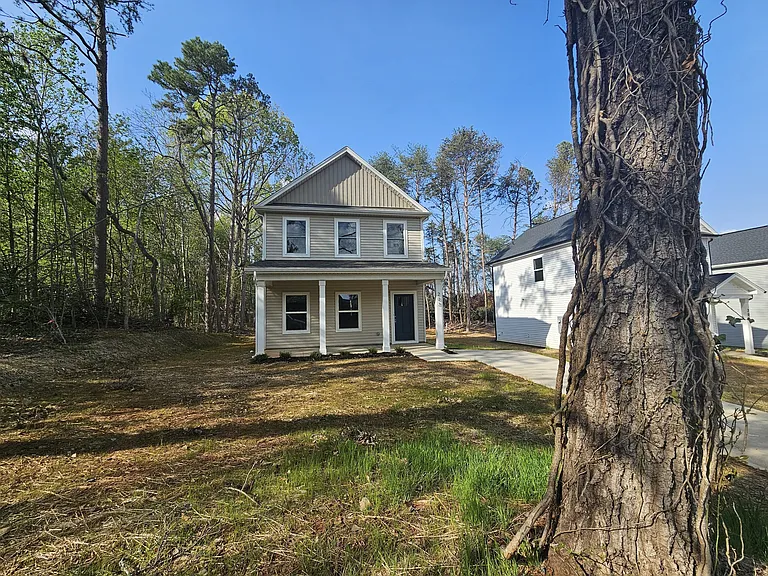 203 Benfield Rd — Photo 2