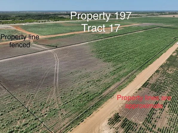 Township Road 17 Cres #136, Floresville, TX 78114