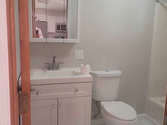 3rd image of 11 Hamilton St #1A