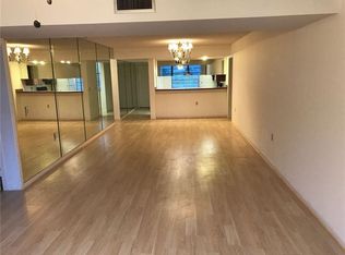 3520 Whitehall Dr APT 306, West Palm Beach, FL 33401