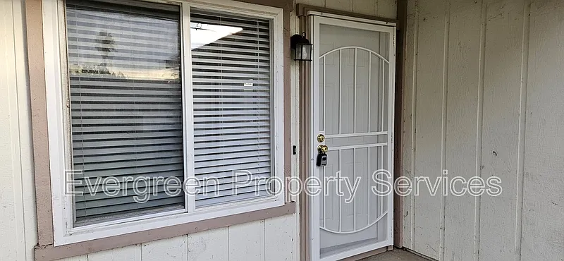 10412 White Rock Rd photo 1