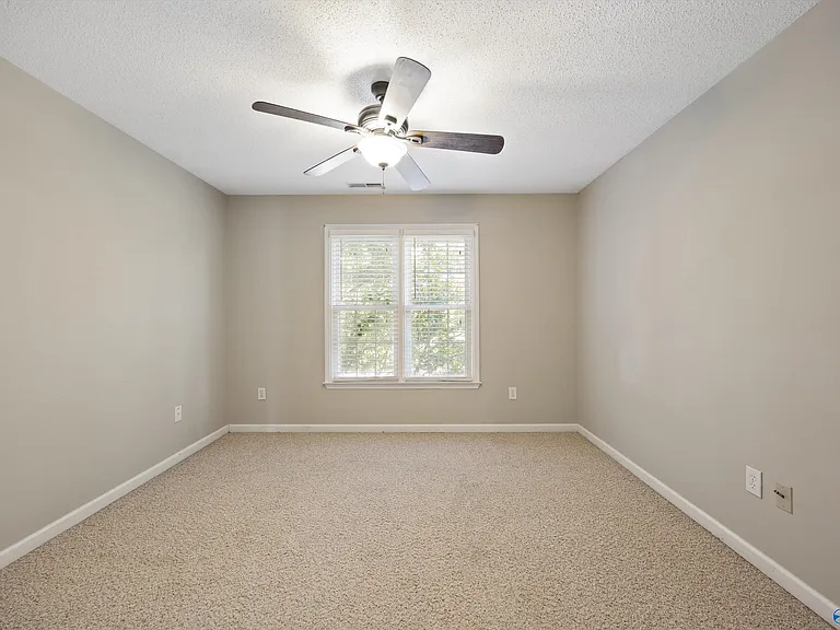 115 Medicine Bend Ct — Photo 14