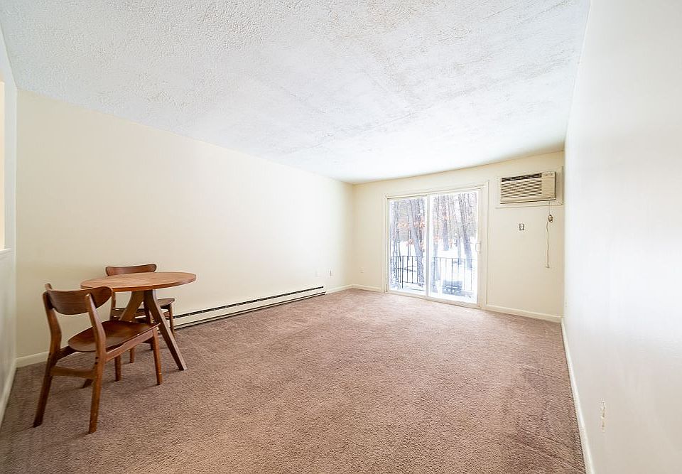 1st image of 1 Charleston Ave APT 14