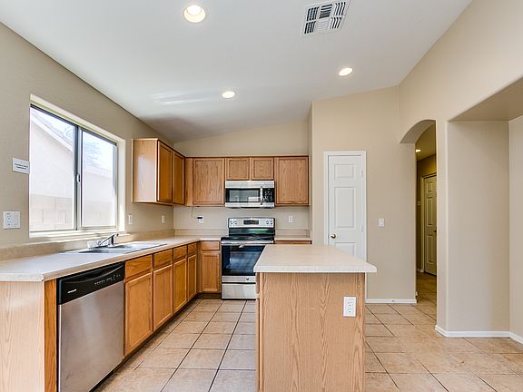 2nd image of 10805 W Cambridge Ave