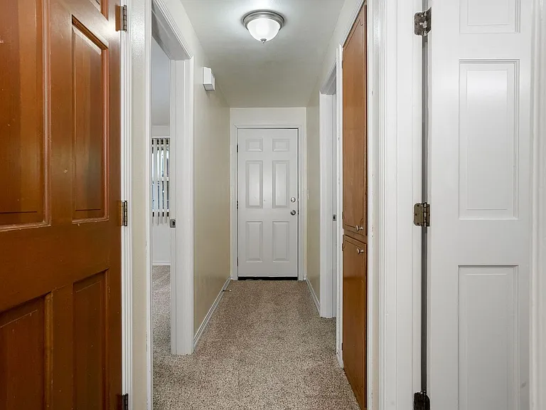 232a-Martha Washington Apartments — Photo 9