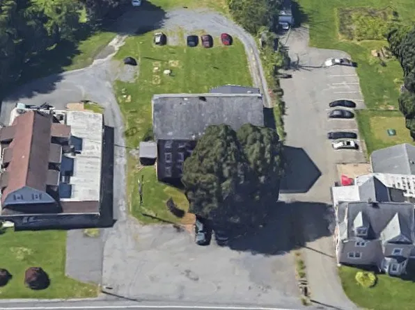 6945 Weaversville Rd E, Northampton, PA 18067