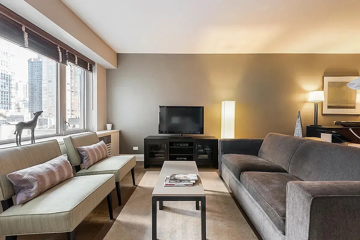 211 East 51st Street — Photo 4