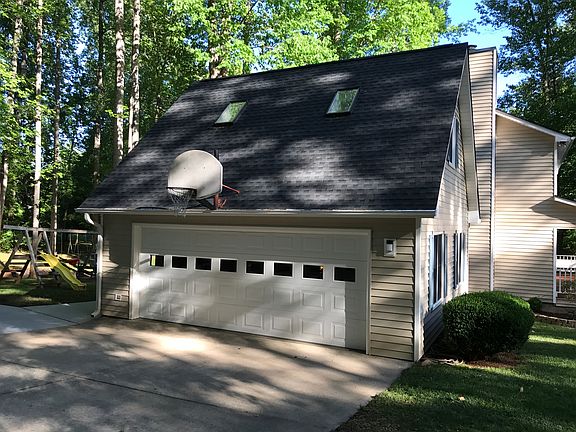 2 Car Garage