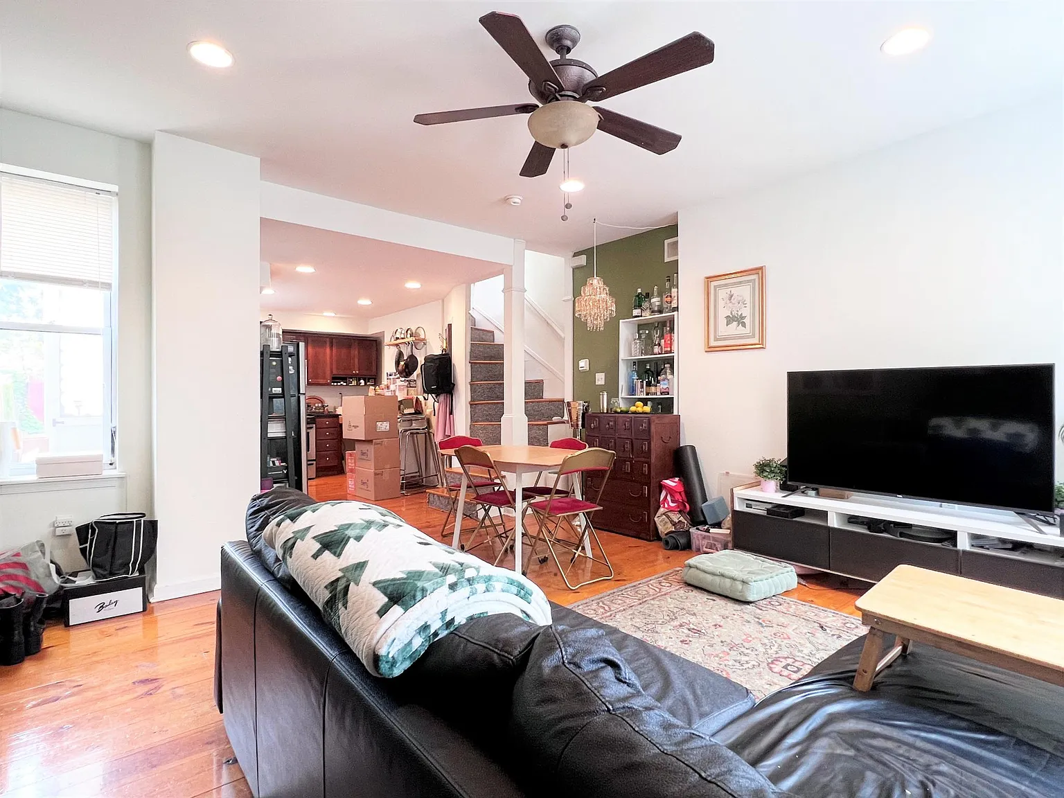2 bed, 1.5 bath, 1500 sqft, $2,495 — Photo 2