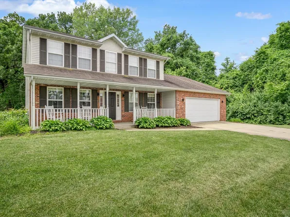 1453 Willoughby Dr, O Fallon, IL 62269