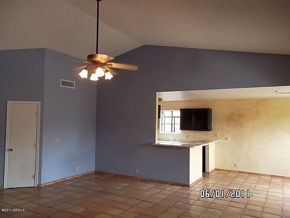 3rd image of 1315 E Wescott Dr