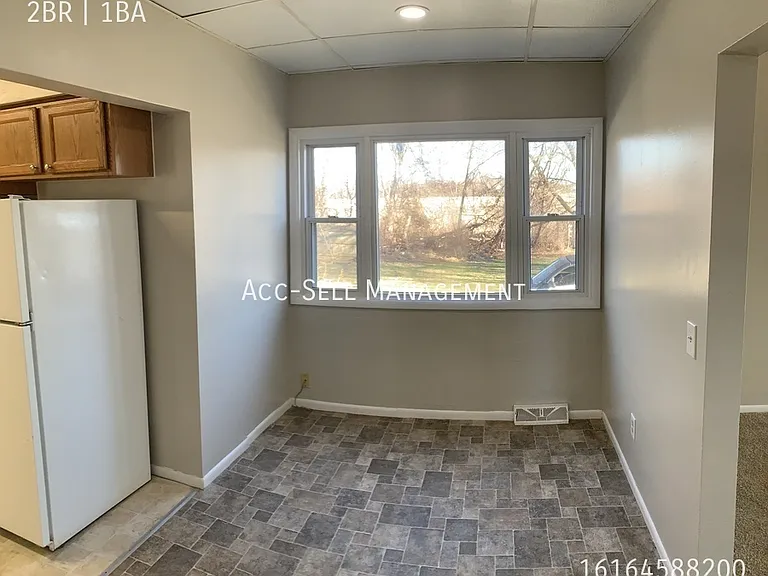 5217 Rich St #1 — Photo 8