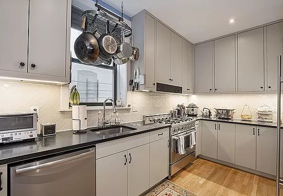 3rd image of 1845 Adam Clayton Powell Jr Blvd APT 4A