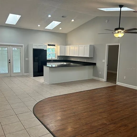 1181 Anne Elisa Cir — Photo 2
