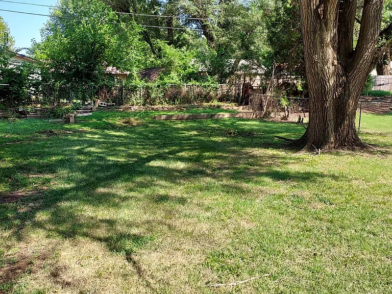 1250 N Westview Dr — Photo 20