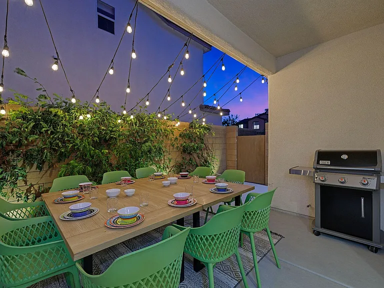 48584 Anastacia Ct — Photo 37