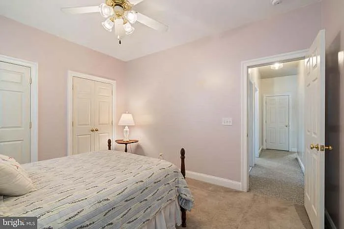 2707 Glendas Way — Photo 30