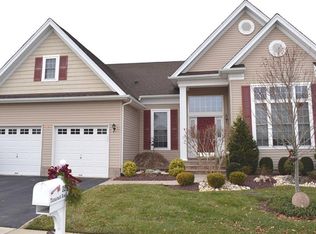 32 Tamarack Rd, Monroe Township, NJ 08831