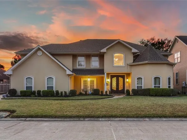 672 Normandy St, Westwego, LA 70094