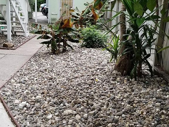 5th image of 1519 Ocean Dr APT 4