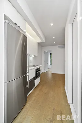 Rented by REAL New York | media 5