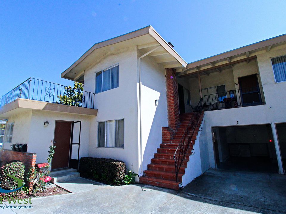1st image of 305 Dunster Dr