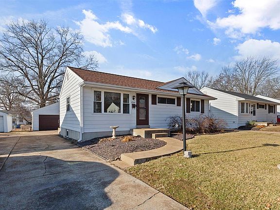 2nd image of 4346 Maroon Ct