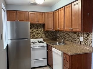 5824 N Sheridan Rd #102, Chicago, IL 60660