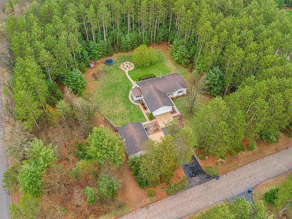 2nd image of 4790 EMERALD LANE